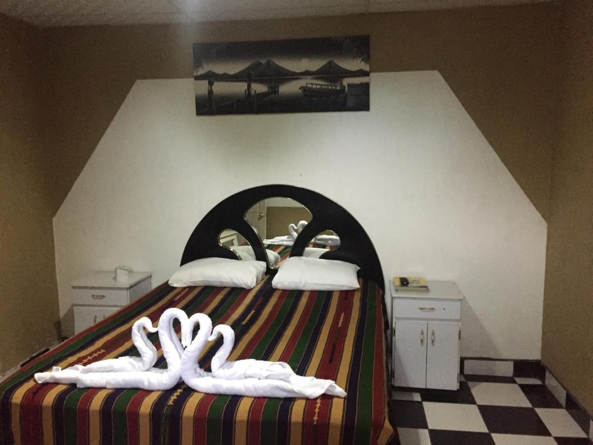 Hotel Amigo Panajachel Kültér fotó